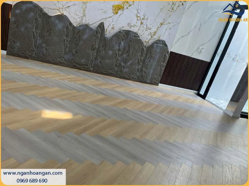 Khách Hàng Tại Long Thành Ưa Chuộng Sàn Gỗ Xương Cá Charmwood Cho Công Trình